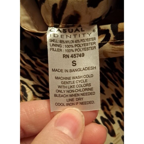 NEW W/tags Reversible Quilted Vest Gold Leopard Print Ladies S Casual Identity - Picture 9 of 11